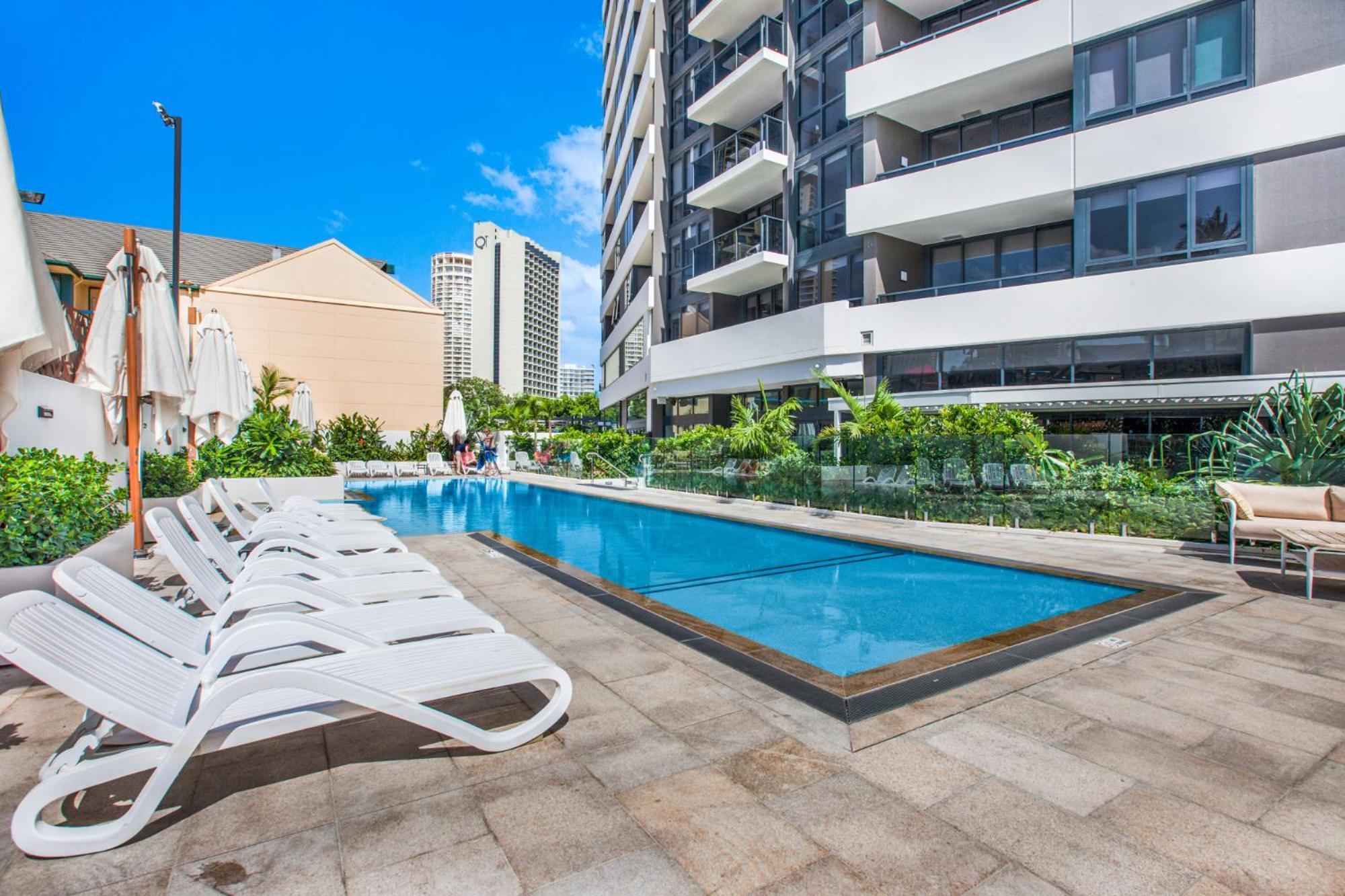 Sun Drenched Apartment In The Heart Of Surfers Gold Coast Exterior photo